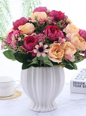 Simulation dried bouquets of roses flowers, silk flowers