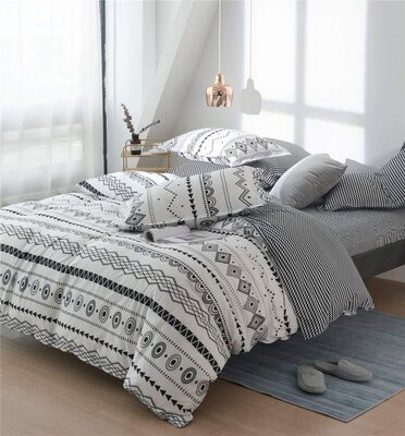 Bohemian Bedding Set Duvet Cover Strap Comforter Cover with