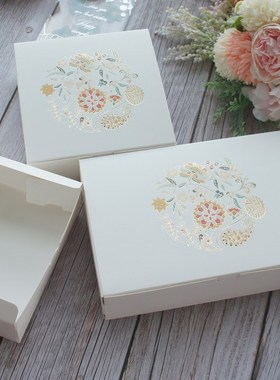 2 Size White Gold Flower Round 10pcs  Macaron Chocolate Pape