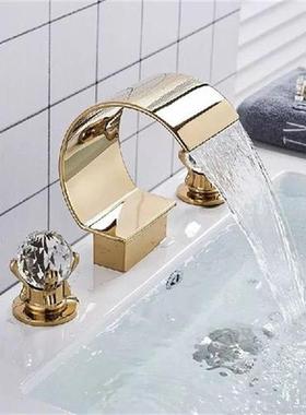 Luxurious Gold Bathroom Basin Faucet Brass Deck Mounted