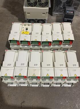 议价ABB变频器ACS310-03E-09A7-4,4KW,实物