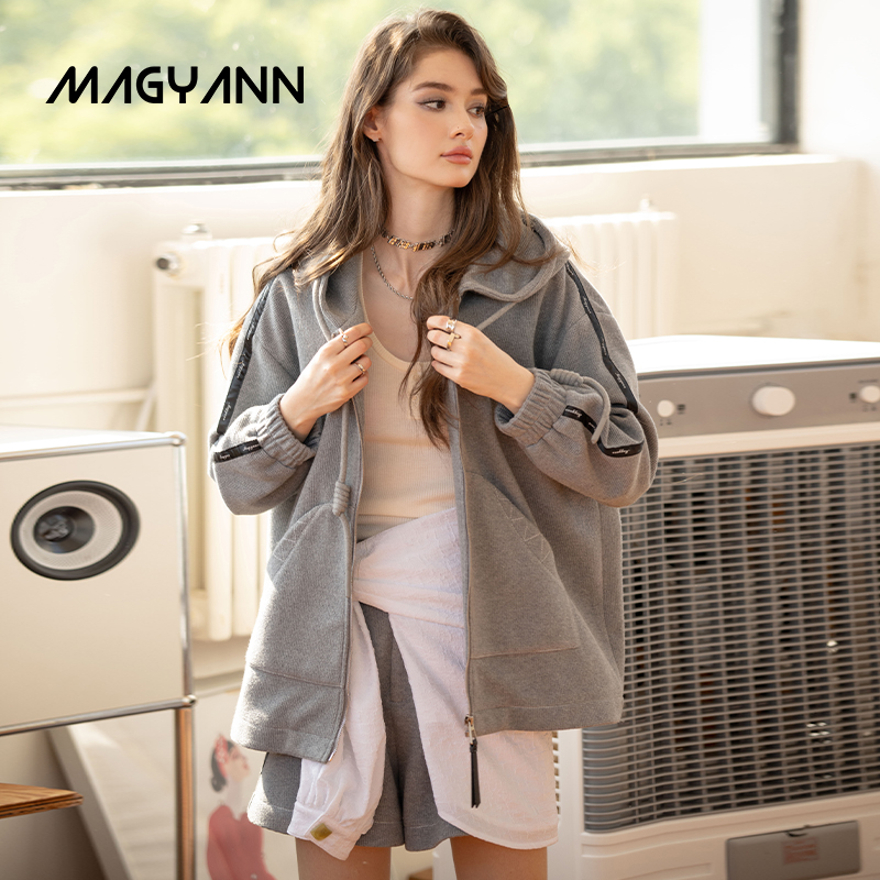 【雾凇】Magyann设计师2025简约运动松紧腰侧边撞色织带休闲短裤