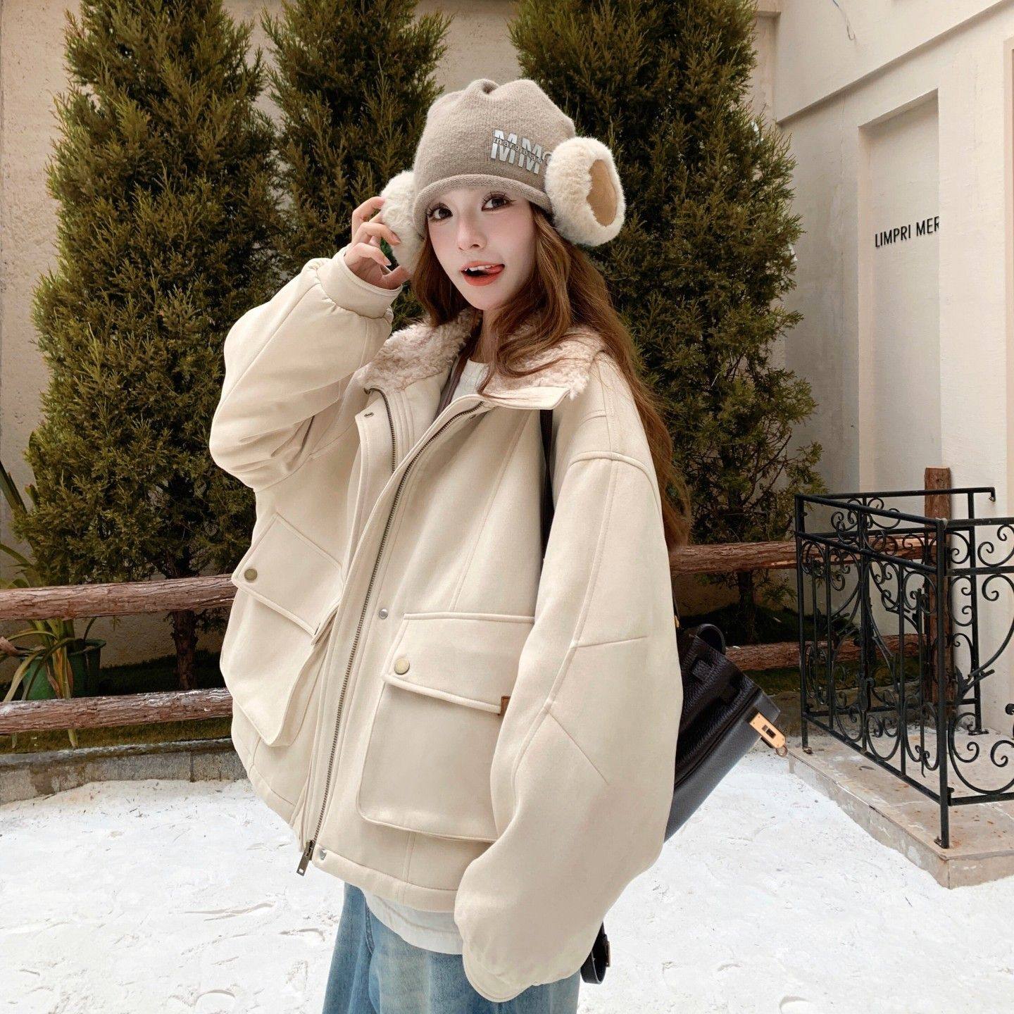 米白色设计感羊羔毛拼接工装派克服女韩系冬季新款韩系风保暖外套,女装/女士精品,短外套,淘宝优惠券,粉丝福利购,淘宝优惠卷