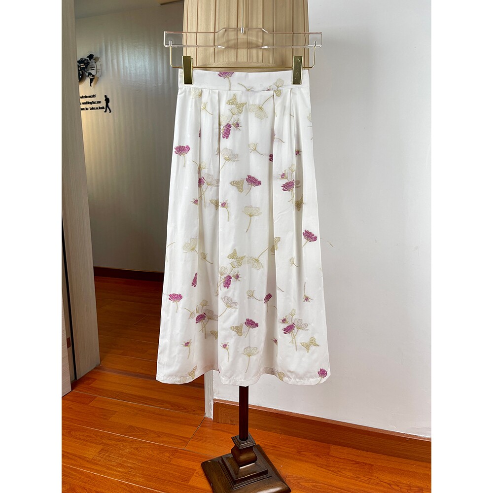 气质淑女风白色绣花半身裙春季新汉服半身裙