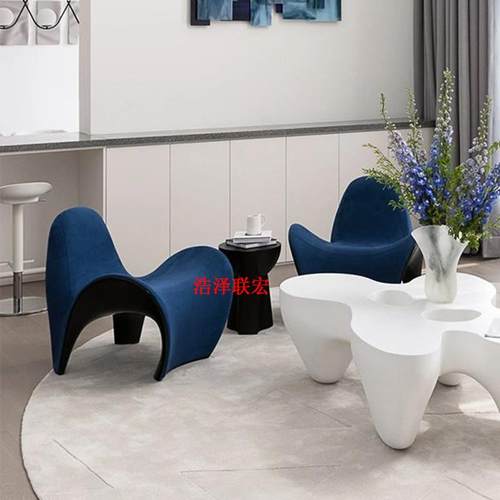 北欧创意样板间售楼处接待休闲椅设计师异形玻璃钢拱门沙发椅