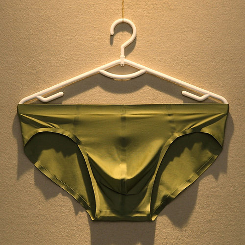 Ice Silk Sexy Underwear Men Briefs Seamless Breathable Panti