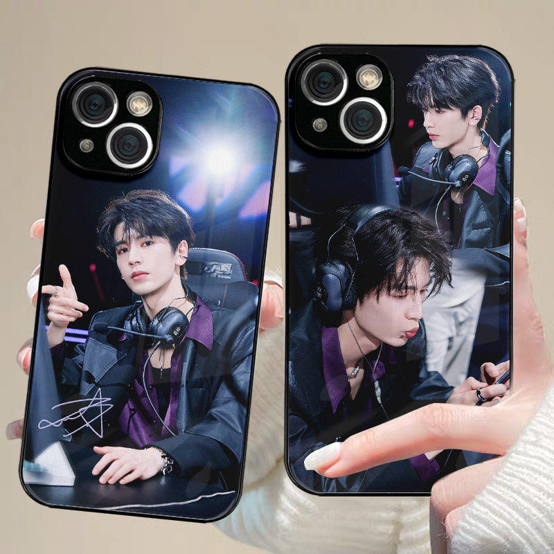 张凌赫酷帅潮款手机壳适用苹果17promax16新款华为P80proOPPOreno15个性vivoX200小米15pro防摔荣耀400mate80