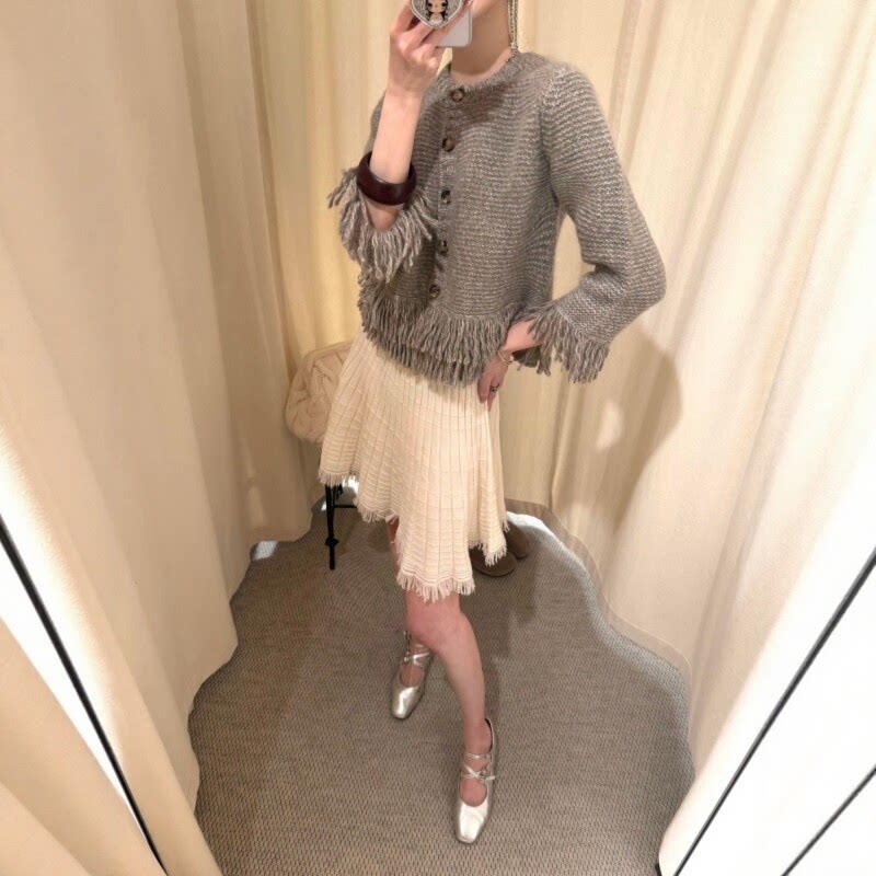 小香风流苏外套高级感针织开衫女秋冬半身裙富家千金miu系套装
