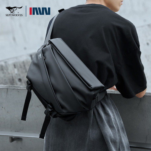 七匹狼男士斜挎包新款潮牌胸包