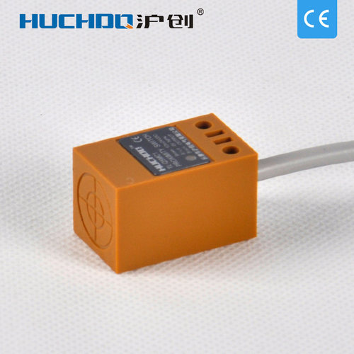 金属感应器防水接近开关TL-Q5MC1/C2/F1/F2/D1/D2三线NPN常开24v