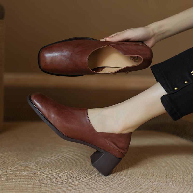 头层牛皮！覆古风棕色方头粗跟深口单鞋女2025新款百搭软面小皮鞋