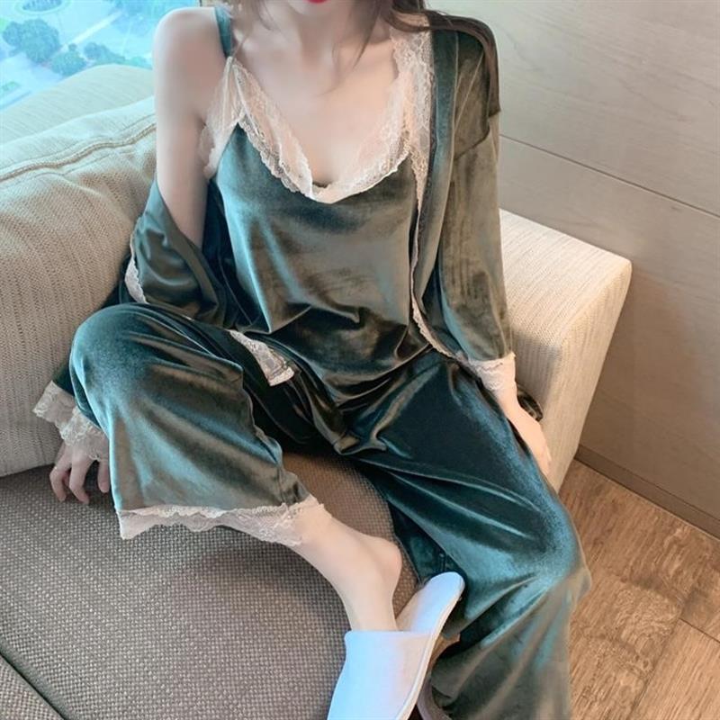 日本GP金丝绒睡衣女秋冬性感蕾丝宽松可外穿吊带睡袍长裤家居服