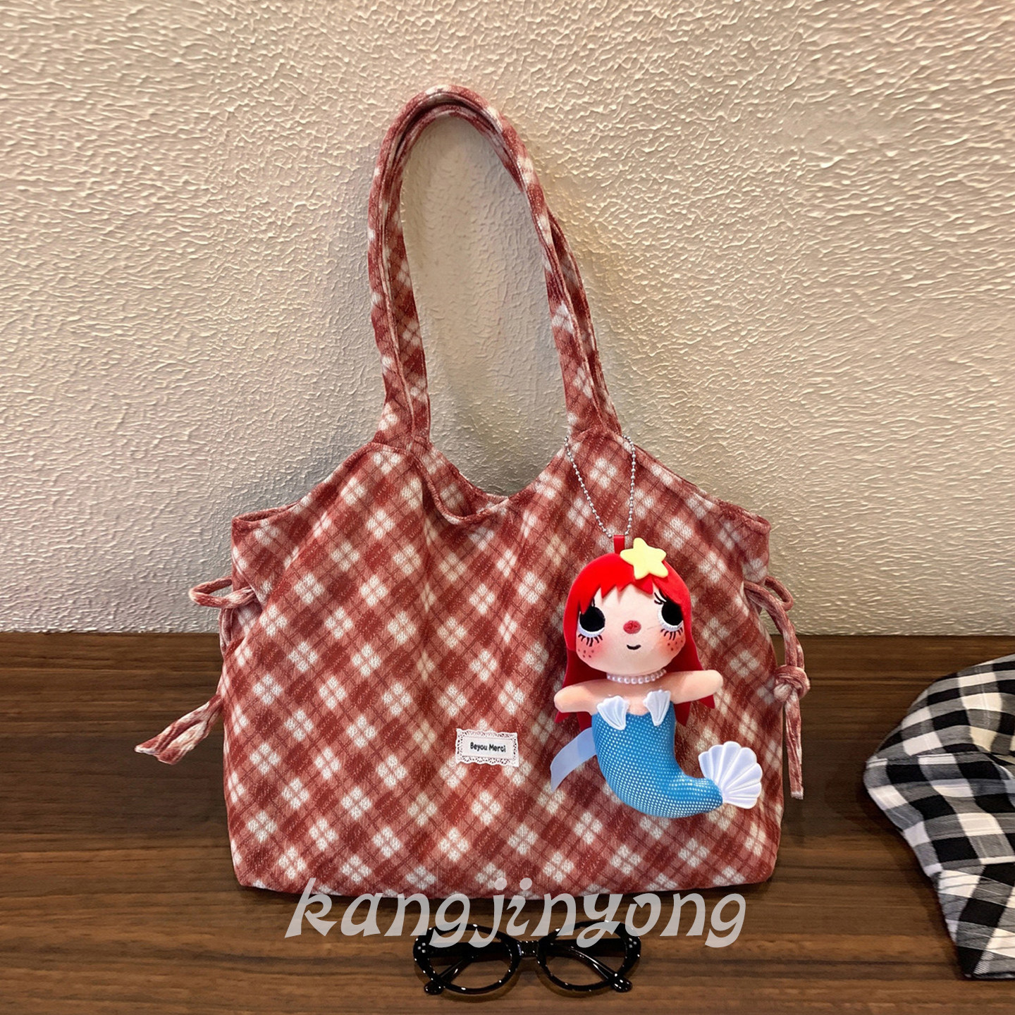 韩版氛围感复古格子绒面托特包女