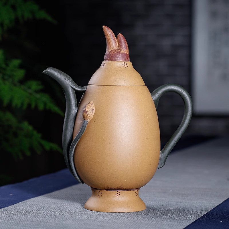 宜兴紫砂手工2色原矿段泥玉兰花