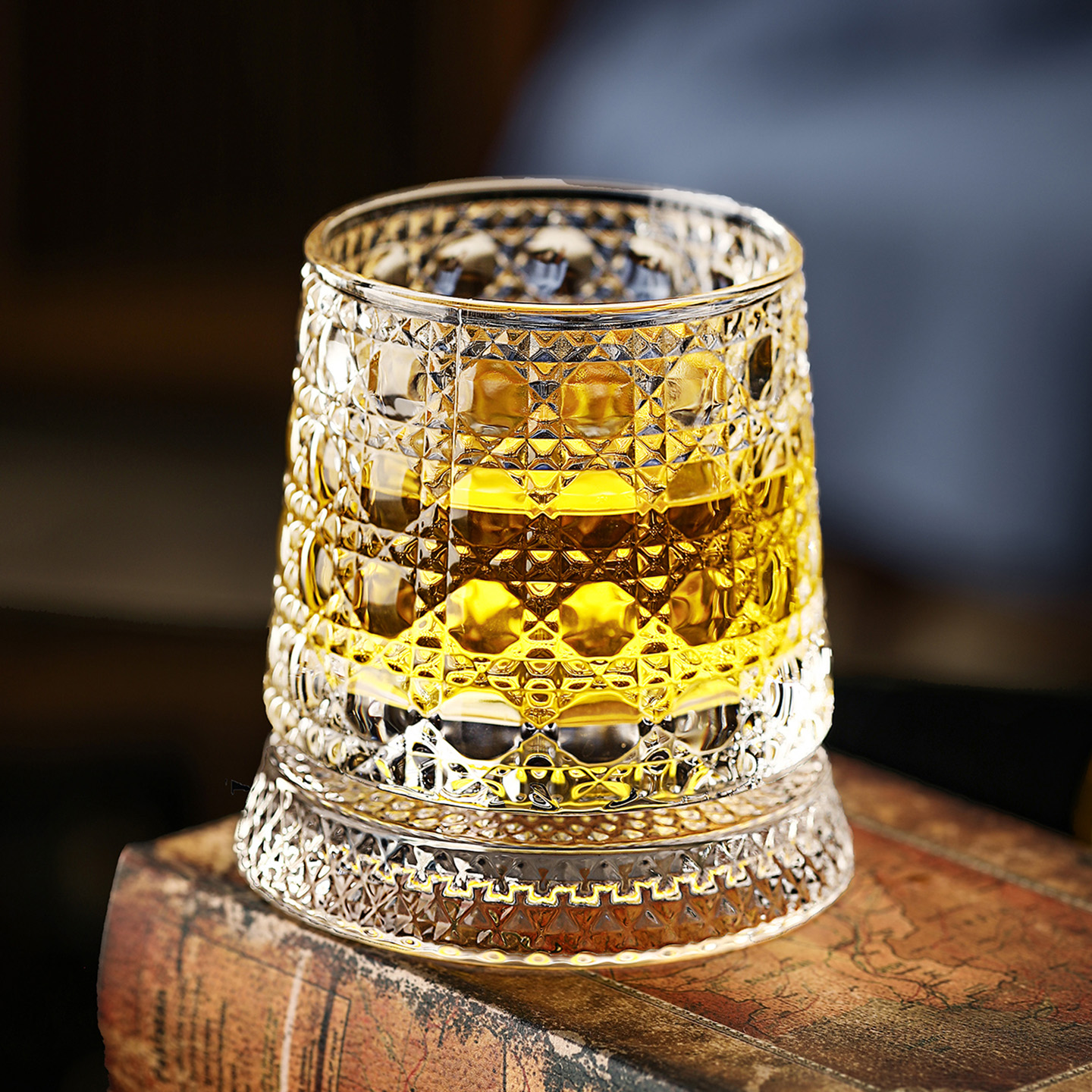 【天猫官方正品】旋转威士忌酒杯