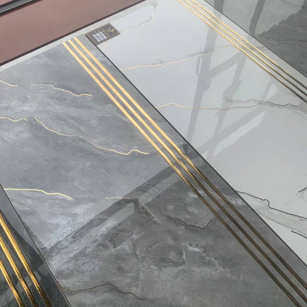 佛山通体大理石瓷砖镀金梯级踏步瓷砖470x1200一体式楼梯台阶瓷砖