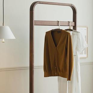 黑胡桃木实木落地挂衣架卧室储物柜简约多功能家用收纳加粗衣帽架