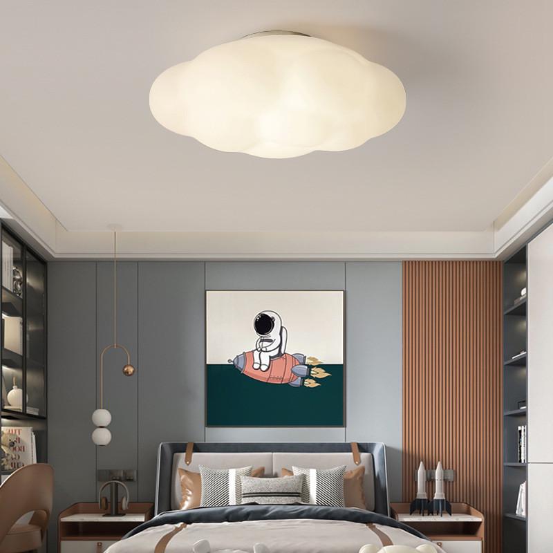 现代简约儿童房灯网红云朵吸顶灯北欧灯具创意男孩女孩温馨卧室灯