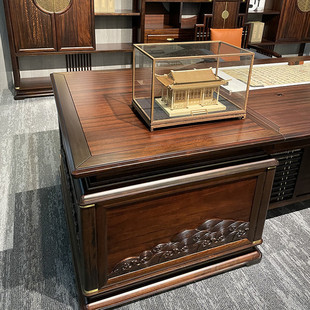 新中式大班台老板桌乌金木实木高端家具总裁桌现代雕花办公桌大气