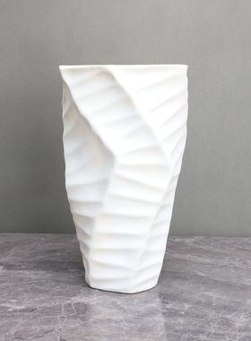 现代简约几何插花花瓶树脂摆件样板房客厅茶几餐桌家居软装饰花器