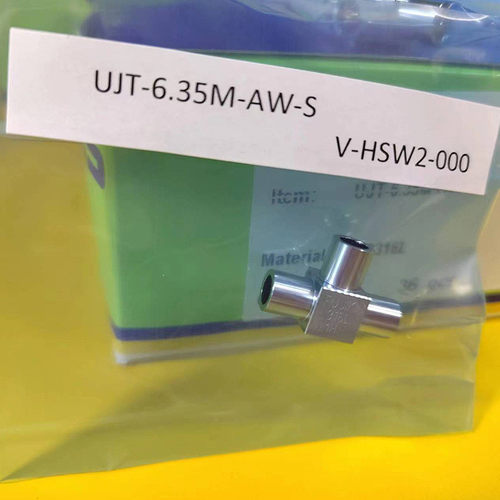 微焊三通三通接头管顶压式高压立体黄铜液压管气管接头立体三通