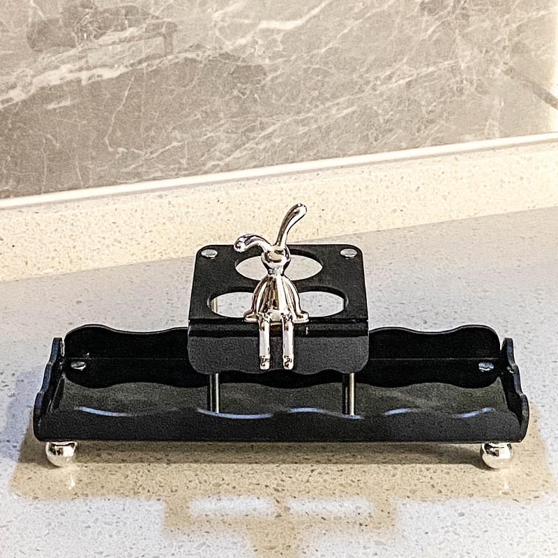 卫生间创意陶瓷漱口杯家用可爱简约刷牙杯洗漱杯子情侣套装置物架