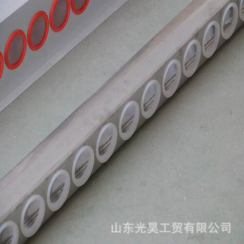 厂家供应太阳能热水联联箱加厚保温层集热器太阳能供暖集热工程箱