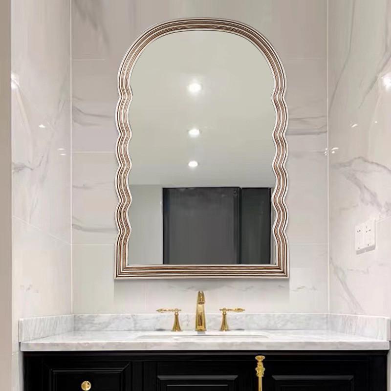 欧式复古拱形壁挂装饰镜轻奢简约梳妆台化妆镜北美式挂墙浴室镜子