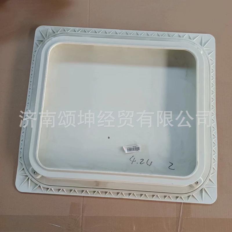 供应重汽豪沃tx配件wg1664290050盖工具箱总成