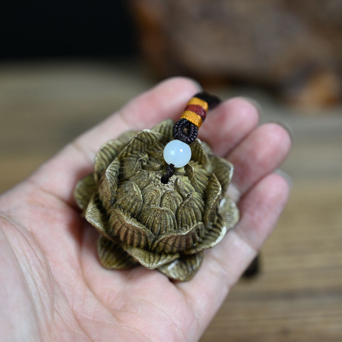 金丝楠莲花车挂中式木雕创意吊坠平安莲花汽车车内挂件饰品,家居饰品,装饰摆件,淘宝优惠券,粉丝福利购,淘宝优惠卷