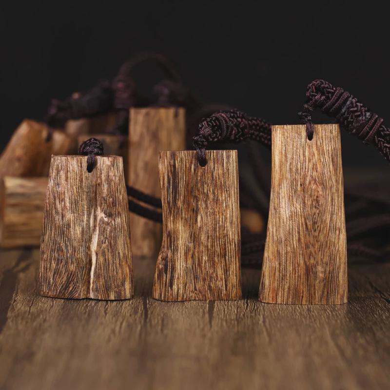 茂名绿奇饰品沉香平安无事牌吊坠奇楠沉香随形挂脖古风沉香楠车挂