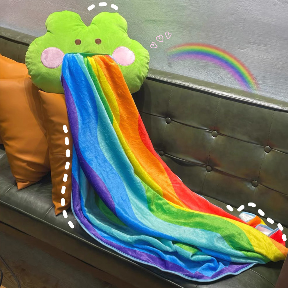 热销k6wy稀奇古怪的抱枕被子呕吐两用睡觉搞怪超软青蛙彩虹蛙午休