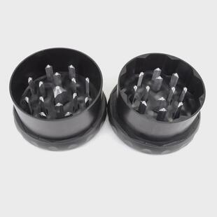 钓鱼专用鱼饵器小型粉碎机饵盒手动磨欧鲤钓加厚橡胶饵料盒