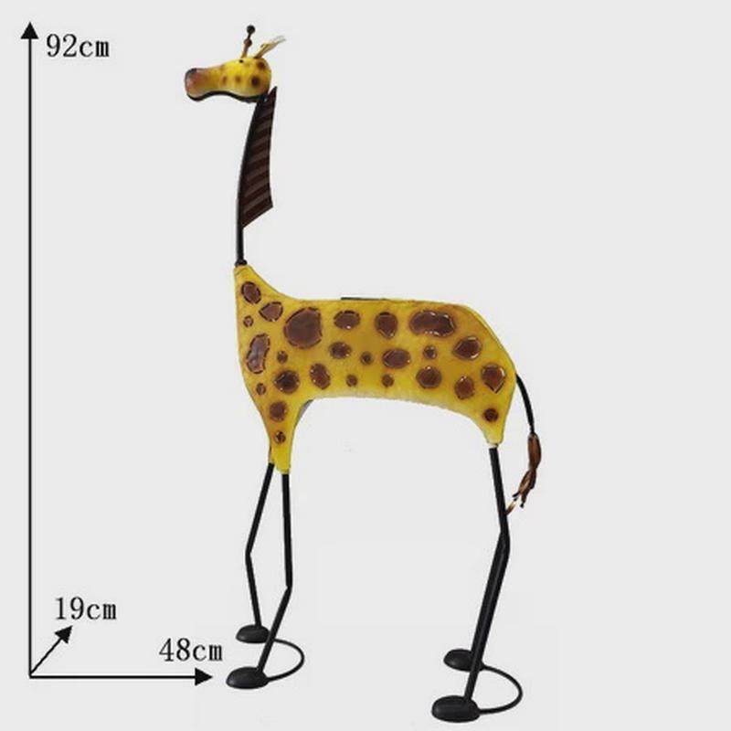 新品长颈鹿创意可爱庭院公园太阳能发光幼儿园动物摆件
