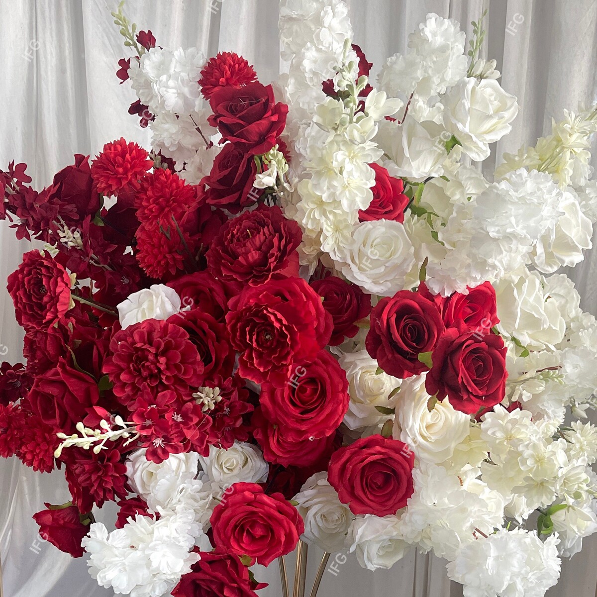热销世爵求婚情人节仿真花布置家居户外60cm浪漫红色白桌花