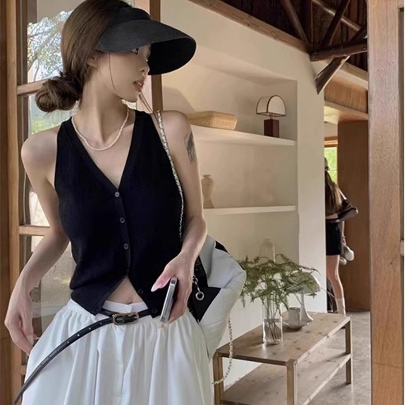 法式甜辣黑色冰丝针织挂脖吊带小背心女夏季外穿坎肩无袖T恤上衣