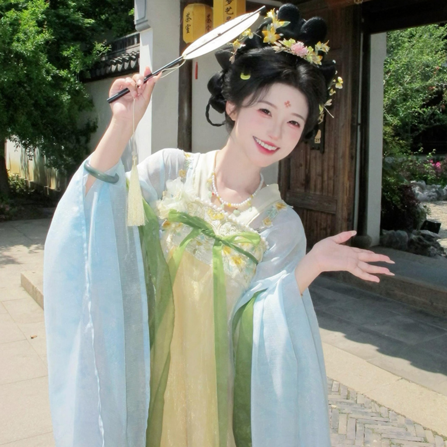 唐制汉服2025新款国风刺绣大袖衫