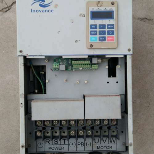 二手汇川变频器，MD320T22G 22KW 成色如图，议价