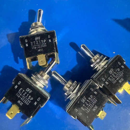 进口扭子开关拨打开关 ET215P 3 档 6 脚 有 23