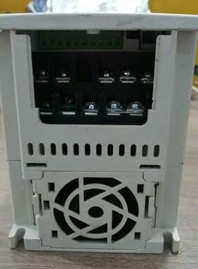 拆机台达变频器VFD015S21D，