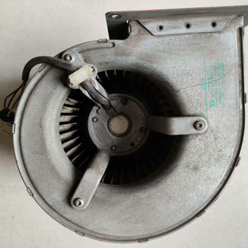 D2E133-DM47-84 690变频器风机 110 13