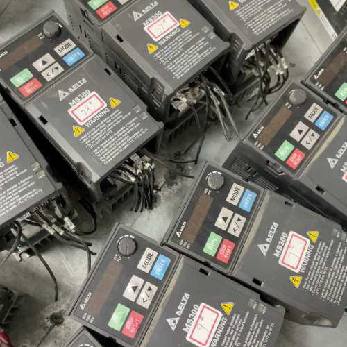 VFD2A7MS43ANSAA 台达变频器 0.75KW 3