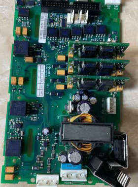 伟肯变频器驱动板PC00422，成色如图，功能完好。适用于6