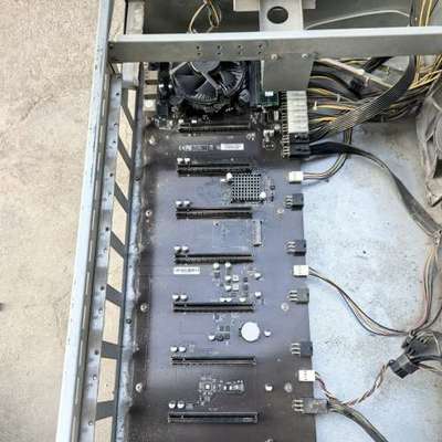 8卡直插平台b85  cpu G3260 4G内存需要的带走