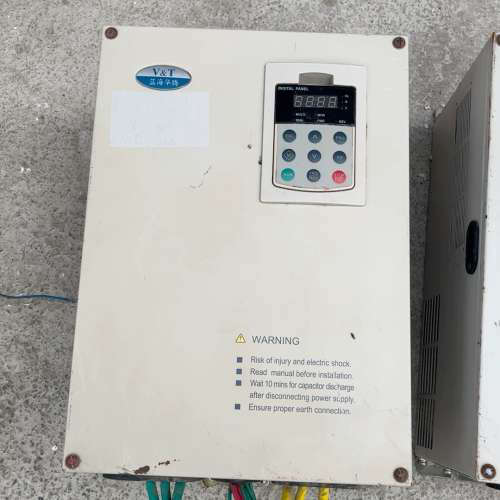 V5-GA-4T37GA-GXJ02 拆机蓝海华腾变频器 3