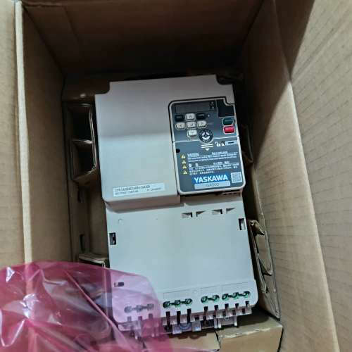 安川变频器11KW/7.5KW，GA500全新未使用一台。