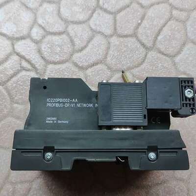 GE-Fanuc控制器IC220PBI002-AA，成色如图