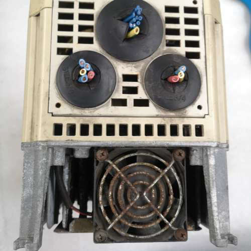 安川616G5变频器 CIMR-G5A42P2 380V 2