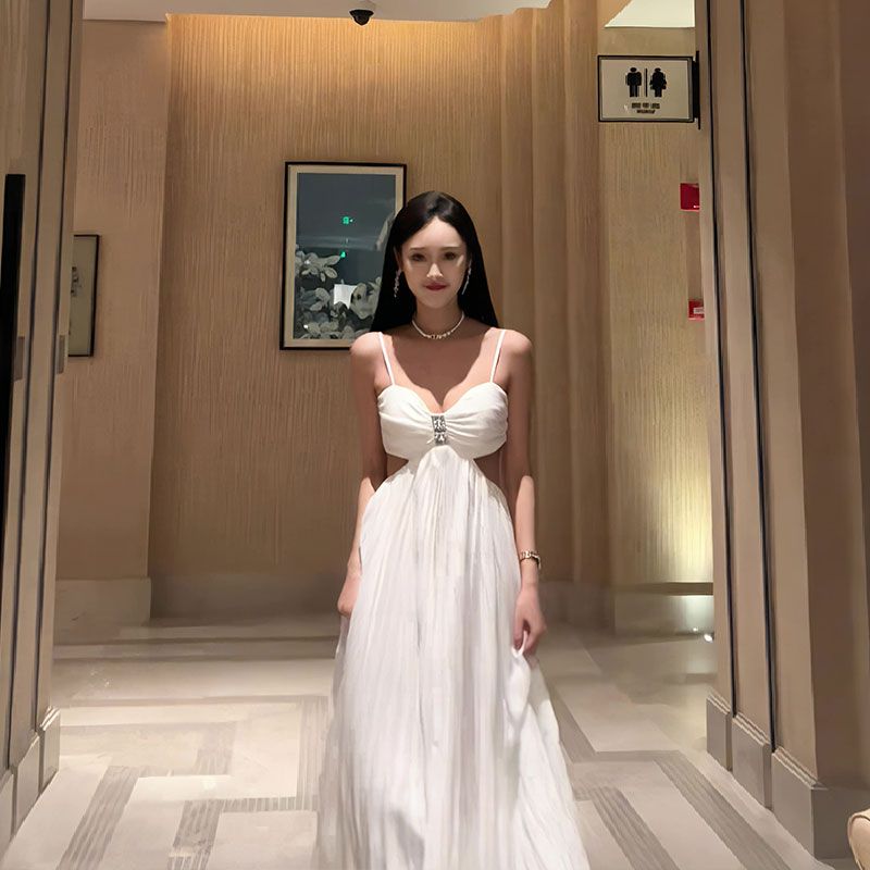 超仙白色气质仙女吊带连