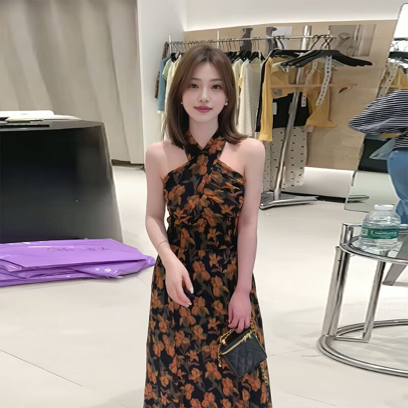辣妹度假风碎花裙复古挂
